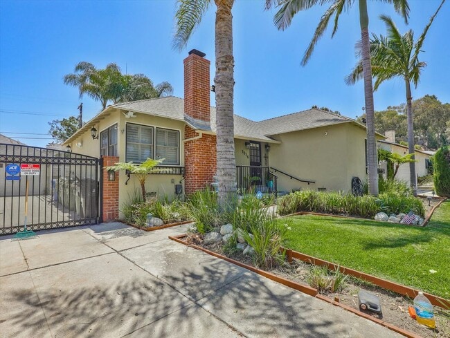 Building Photo - 3826 Burnside Ave