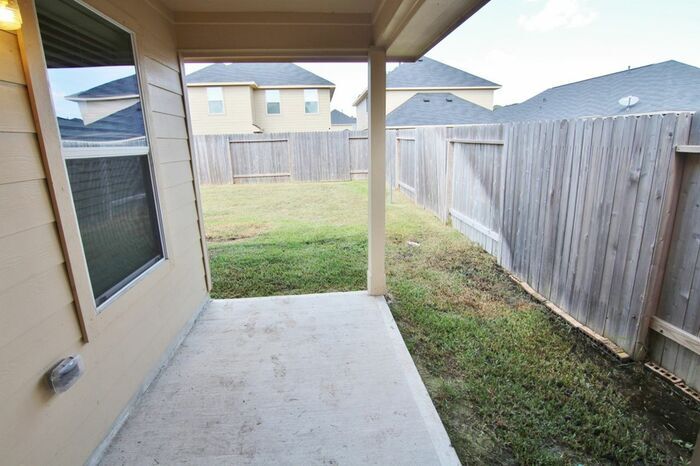 Foto del edificio - 2423 Connors Path Ct