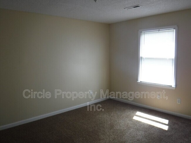 Foto del edificio - 126 Claybill Dr