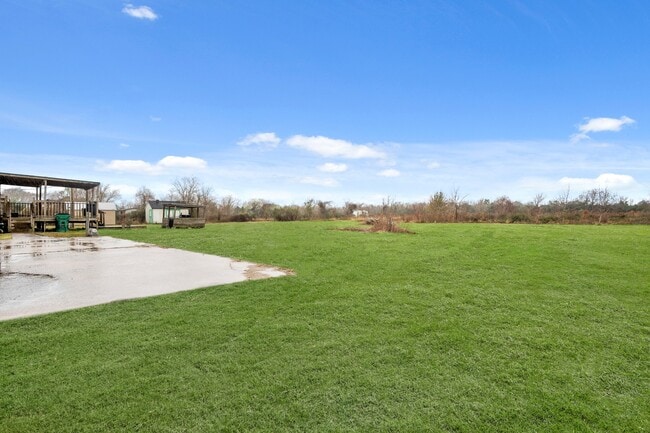 Building Photo - 9910 County Rd 200