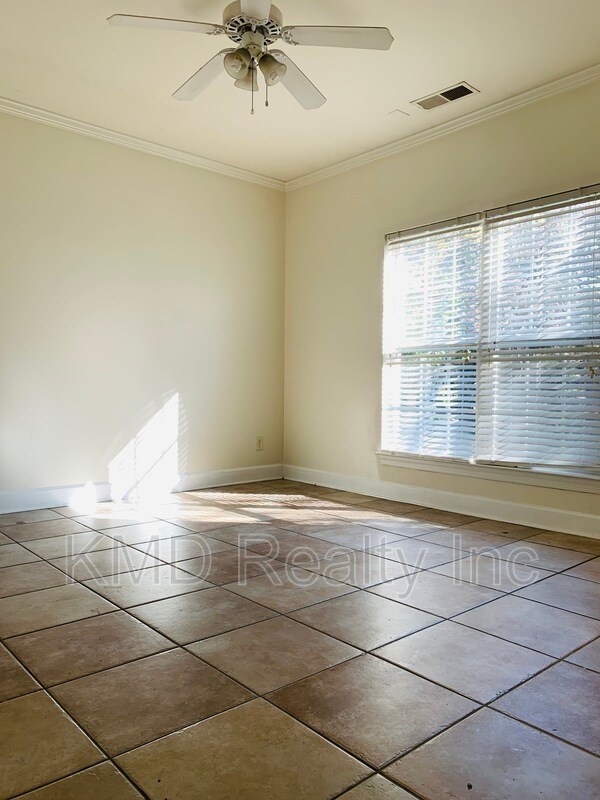 Foto del edificio - 2920 Zion Renaissance Ln