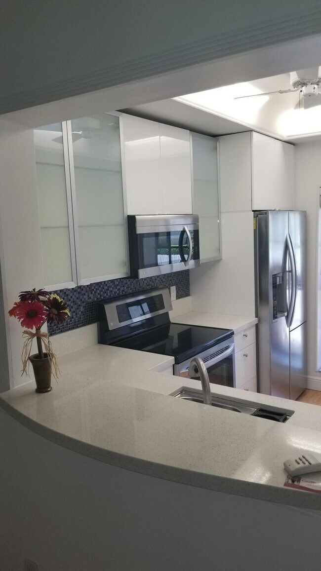 Foto del edificio - 2289 SW 15th St