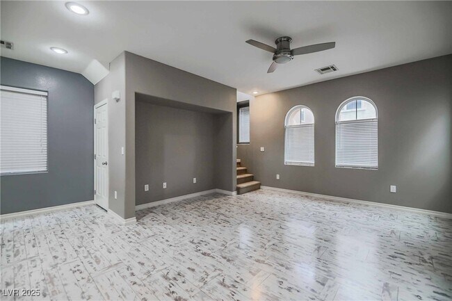 Building Photo - 10633 W Double Spring Ct