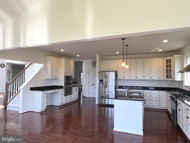 Building Photo - 11705 Hopyard Drive