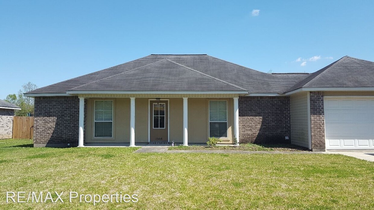 Primary Photo - 3 br, 2 bath House - 13458 Orleans Dr.