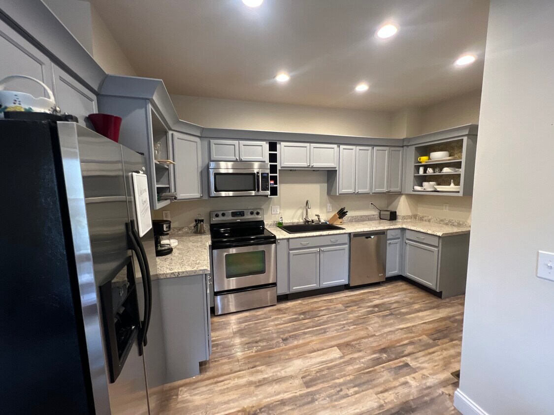 Foto principal - 2300 Lexington Ave