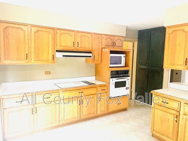 Foto del edificio - 1010 Oak Ridge Rd