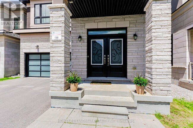 Building Photo - 44 Gerden Dr