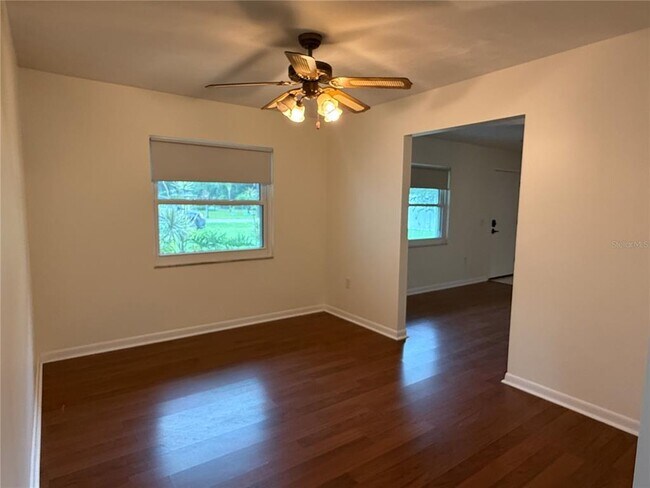 Foto del edificio - 6202 Brandon Cir
