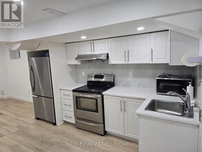 Building Photo - 1070 Galesway Blvd