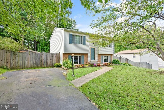 Foto del edificio - 14452 Silverdale Dr