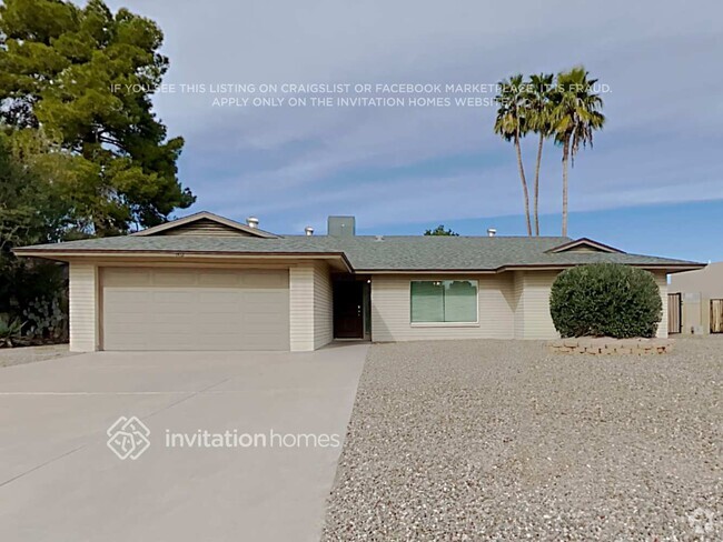 Building Photo - 1412 E Hermosa Dr
