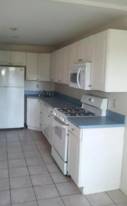 Photo - 130 Central St Apartment