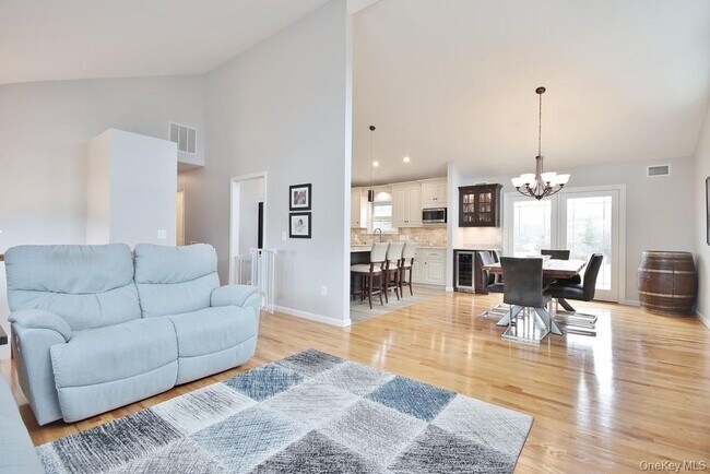 Foto del edificio - 478 Lake Rd