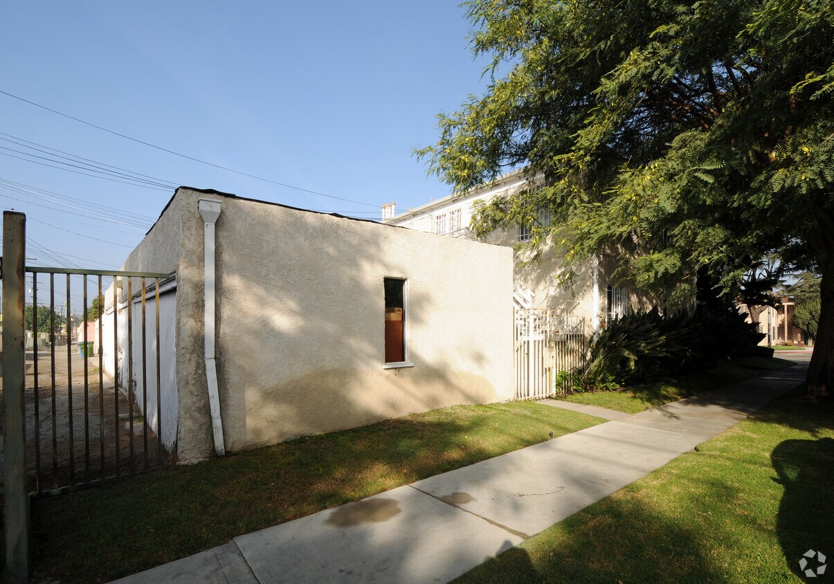 Foto del edificio - 3430 Stocker St