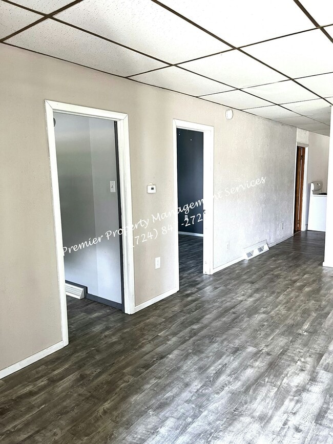 Building Photo - 602 E Lutton St