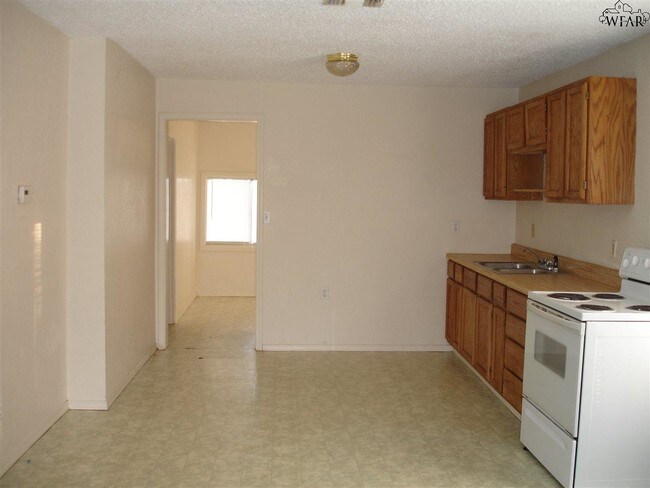 Foto del edificio - 406 E Live Oak St