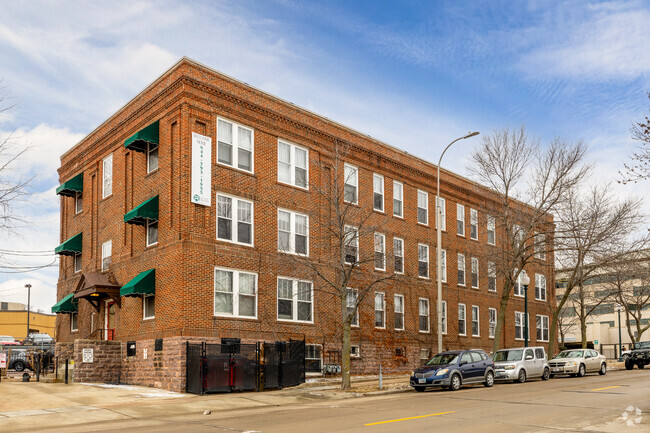 Foto del edificio - 500 S Dakota Avenue