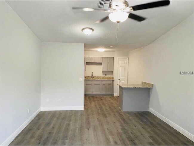 Building Photo - 3118 Harmon Ln