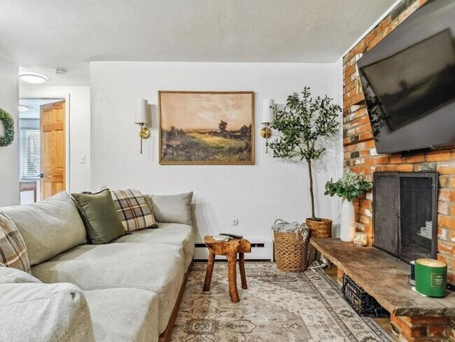 Foto del edificio - 2 Bedroom Condo in Denver
