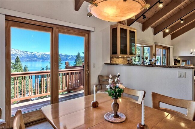 Foto del edificio - Lake View Home