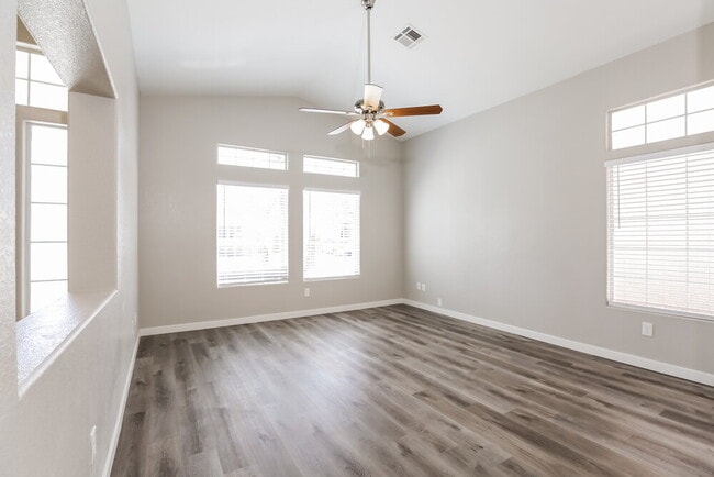 Foto del edificio - 3565 Scottsbluff St