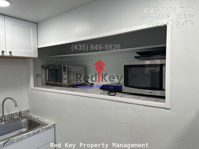 Foto del edificio - 3rd St Duplex
