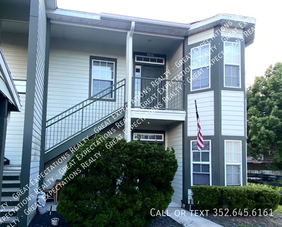 Primary Photo - 2935 NE 7th St