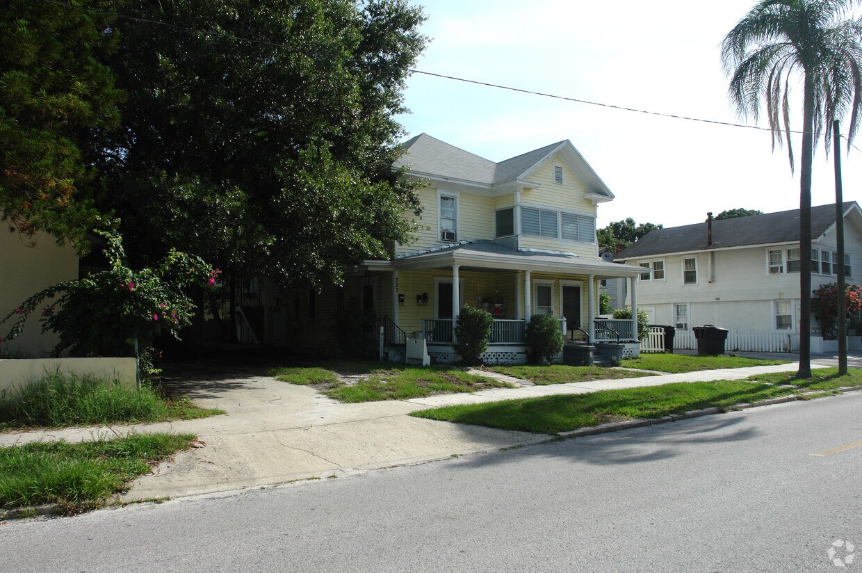 Foto del edificio - 727 7th Ave N