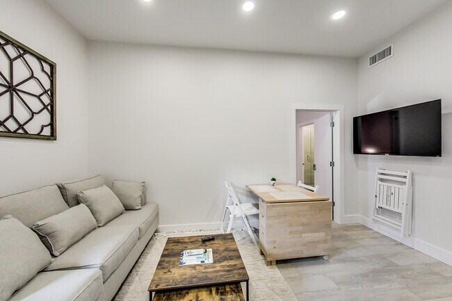 Foto del edificio - 1026 Capp St