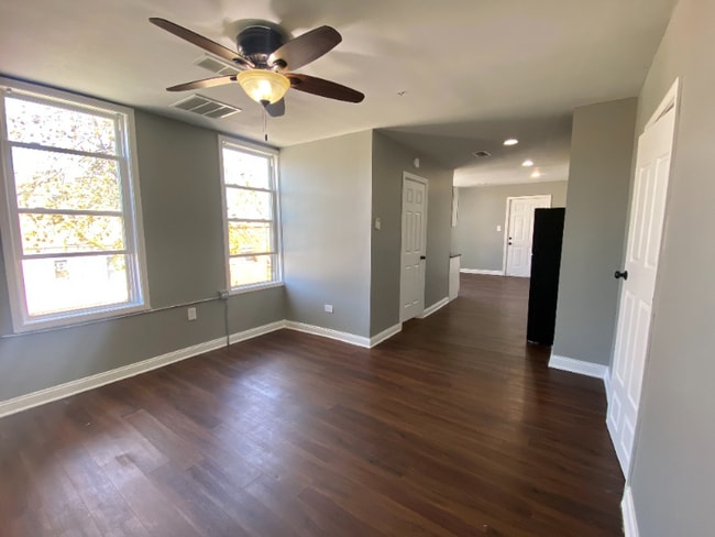 Photo - 4500 S Honore St Apartment