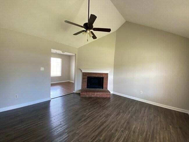 Foto del edificio - 4282 Elysian Dr