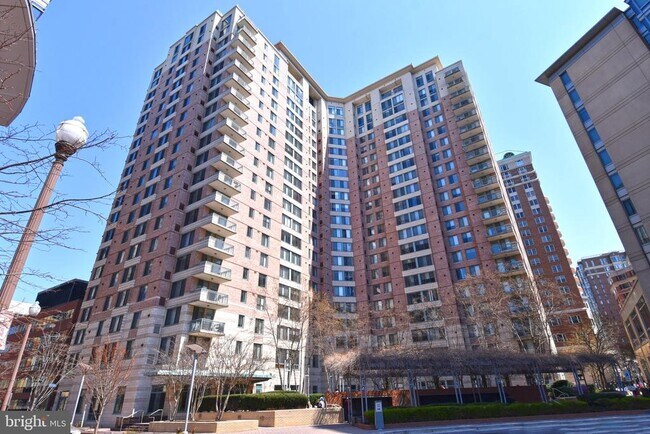 Foto del edificio - 851 N Glebe Rd