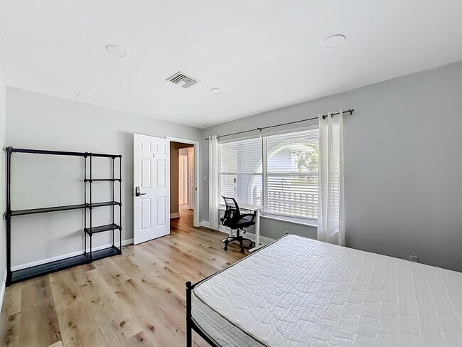 Foto del edificio - 7464 NW 16th St