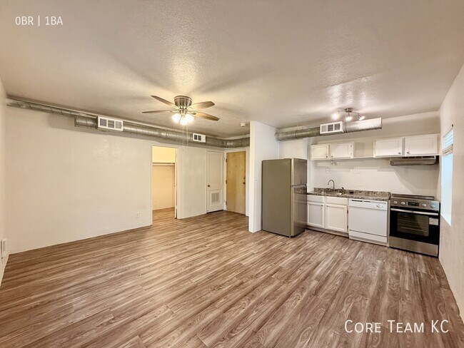 Building Photo - 629 E Armour Blvd