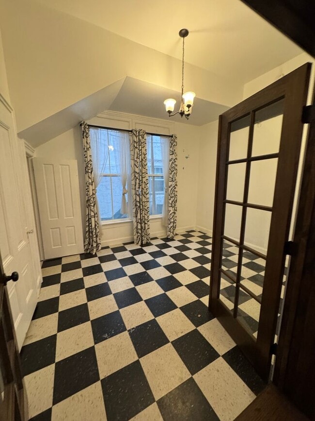 Foto del edificio - 321 B St