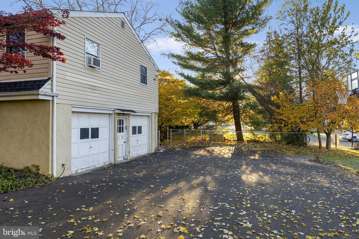 225 Pershing Ave, Horsham, PA 19044 House Rental in Horsham, PA