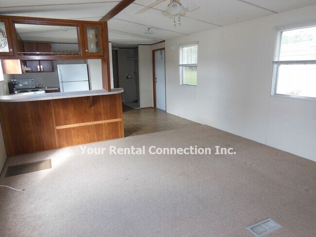 Building Photo - Eaton Park - Mobile Home - 3225 Iowa Road