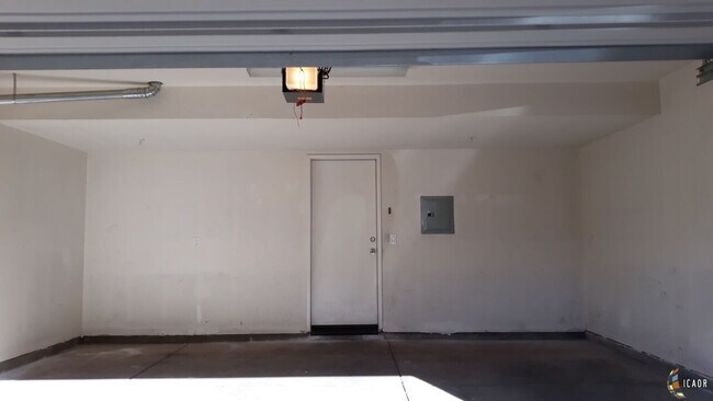Foto del edificio - 642 Brewer Rd