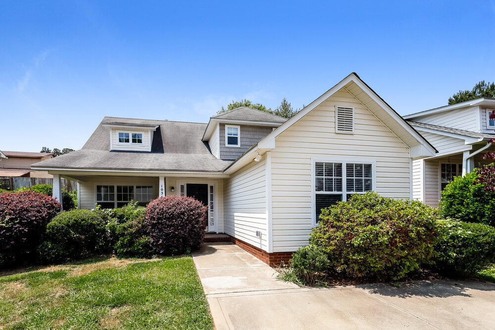 Primary Photo - 1036 Crestdale Crossing Dr