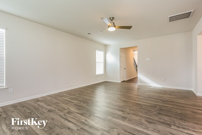 Building Photo - 18 Wild Lily Dr