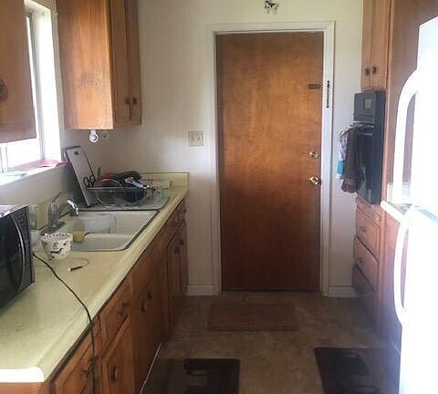 Building Photo - 638 Rutgers Drive