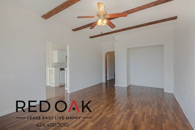 Foto del edificio - ~1 Month FREE~ Gorgeous Studio with Hardwo...