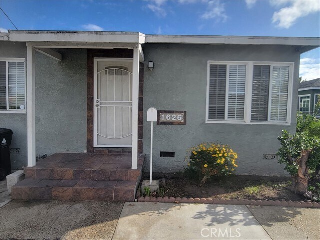 Building Photo - 1626 W 204th St