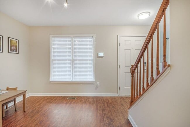 Building Photo - 4410 Caven Ct N