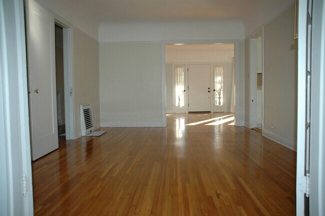 Dining Room - 1241 Keniston Ave