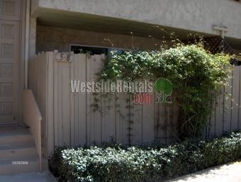 Foto principal - 31577 Lindero Canyon Rd