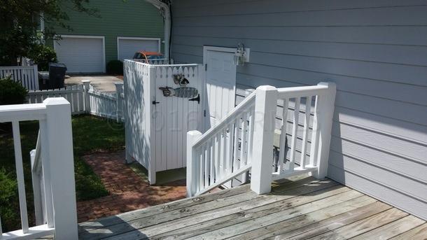 Building Photo - 201 Silver Sloop Way