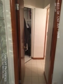 Foto del edificio - 8315 SW 72nd Ave
