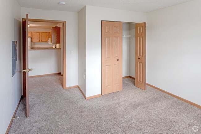 3HAB, 2BA - Vermillion - Westwood Parkway Estates